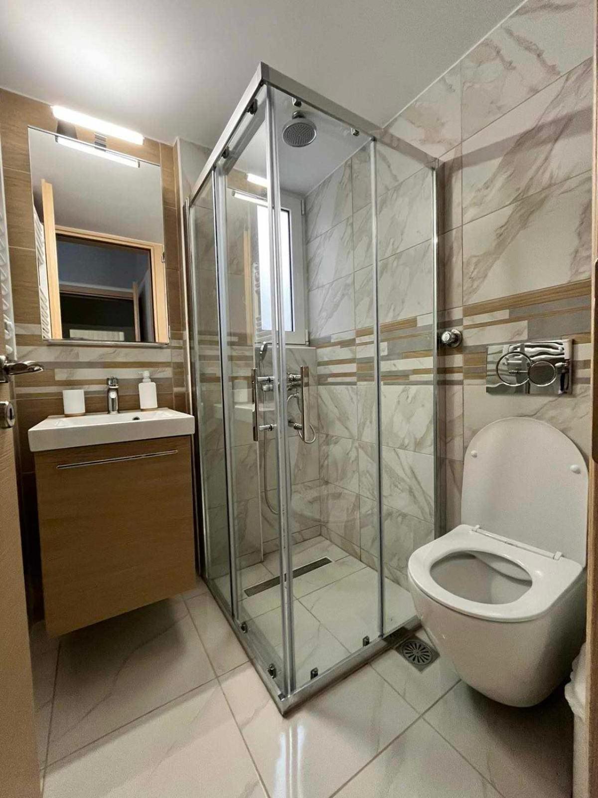 Elegant & Modern Apartment Near To Athens Riviera Pireus Zewnętrze zdjęcie
