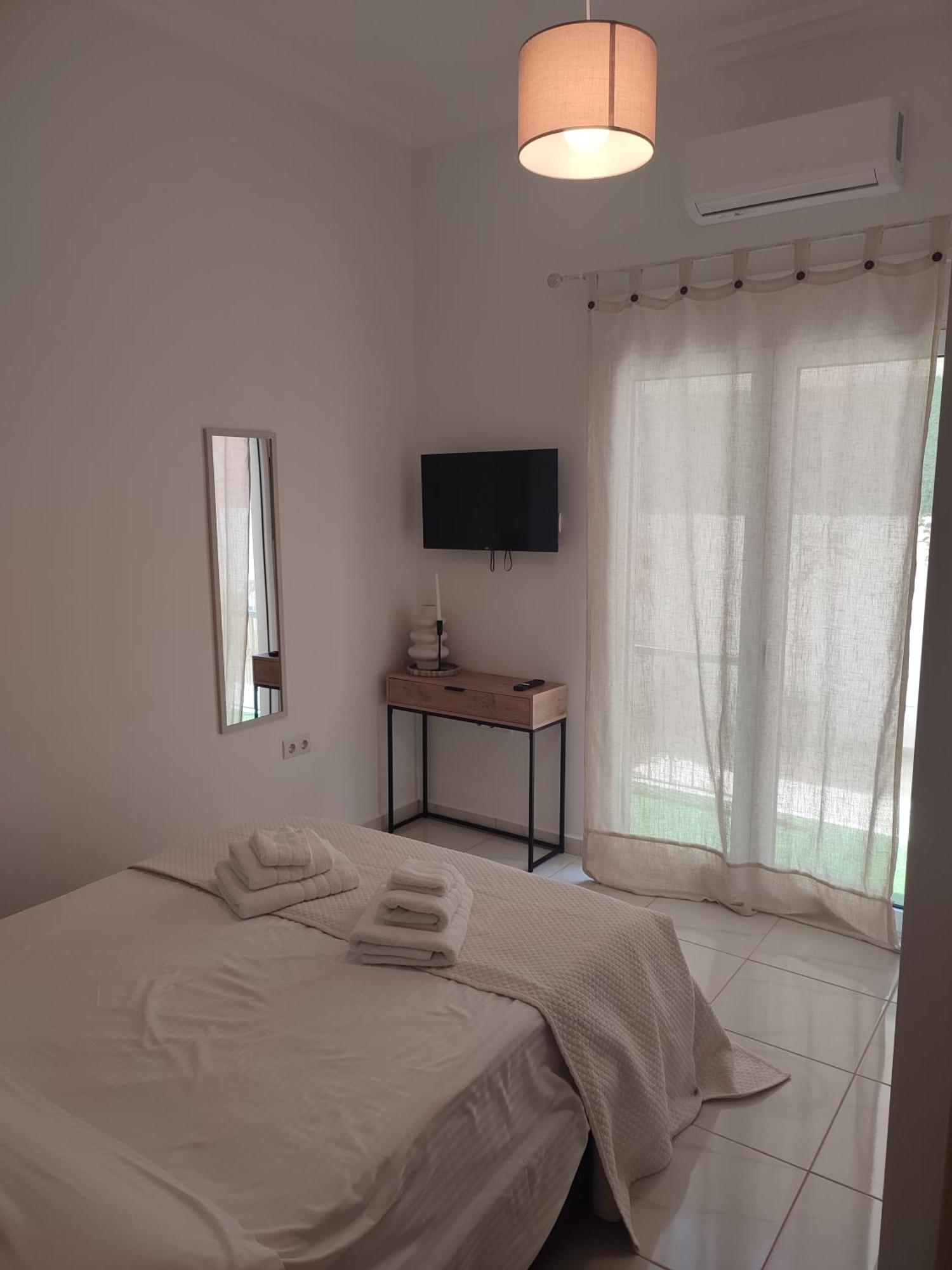 Elegant & Modern Apartment Near To Athens Riviera Pireus Zewnętrze zdjęcie